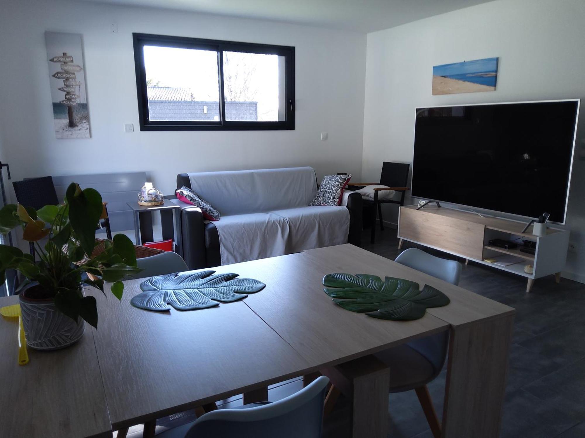 Maison D'Hote Neuve : T2 Pour 4 Voyageurs Mios Kültér fotó